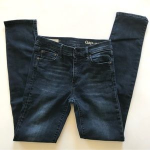 GAP Resolution Slim Straight Dark Wash Jeans 27